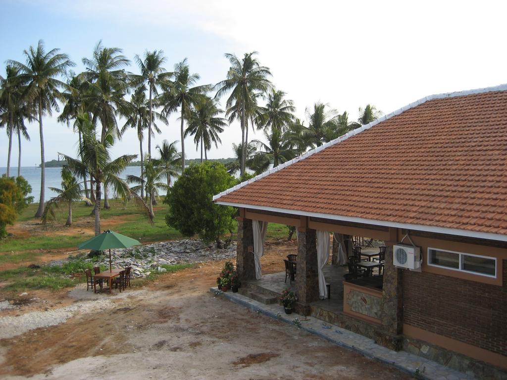 Hotel Escape Karimunjawa Semarang Exterior foto
